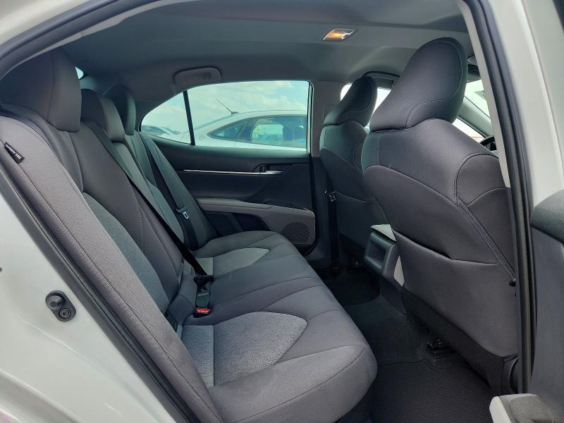 2022 TOYOTA CAMRY LE — Фото 10 из 13