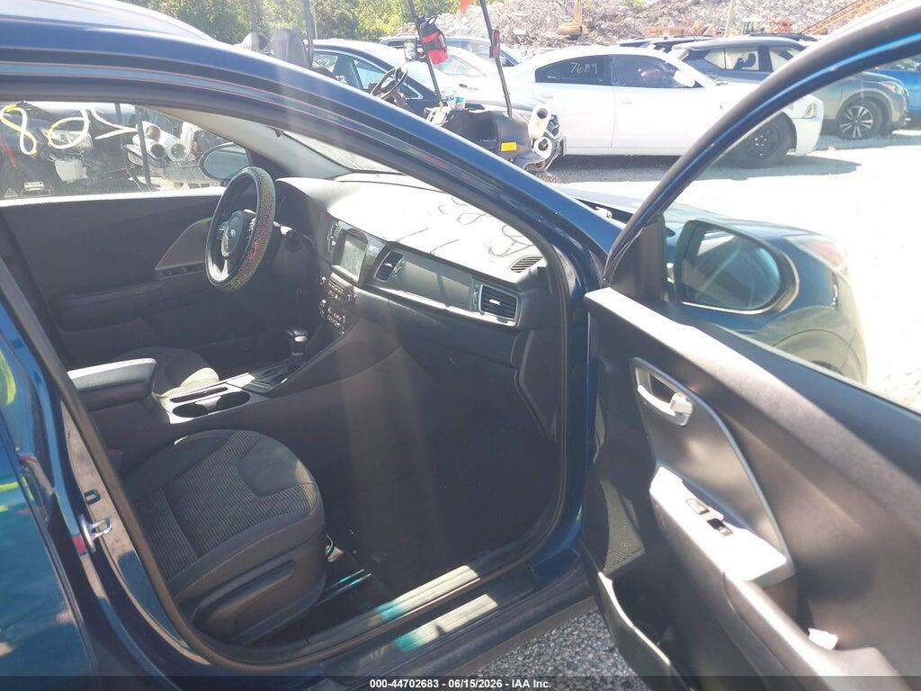 KNDCB3LC0J5210018 2018 KIA NIRO photo no. 5