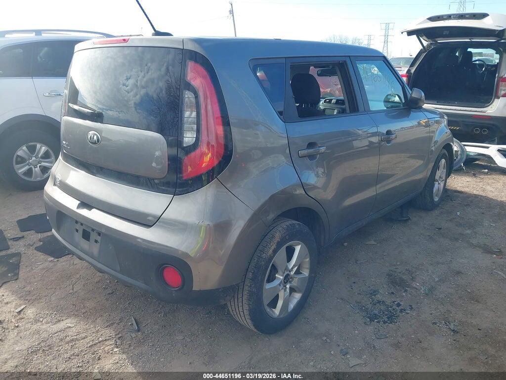 KNDJN2A20H7495546 2017 KIA SOUL photo no. 4