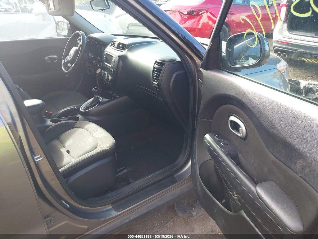 KNDJN2A20H7495546 2017 KIA SOUL photo no. 5