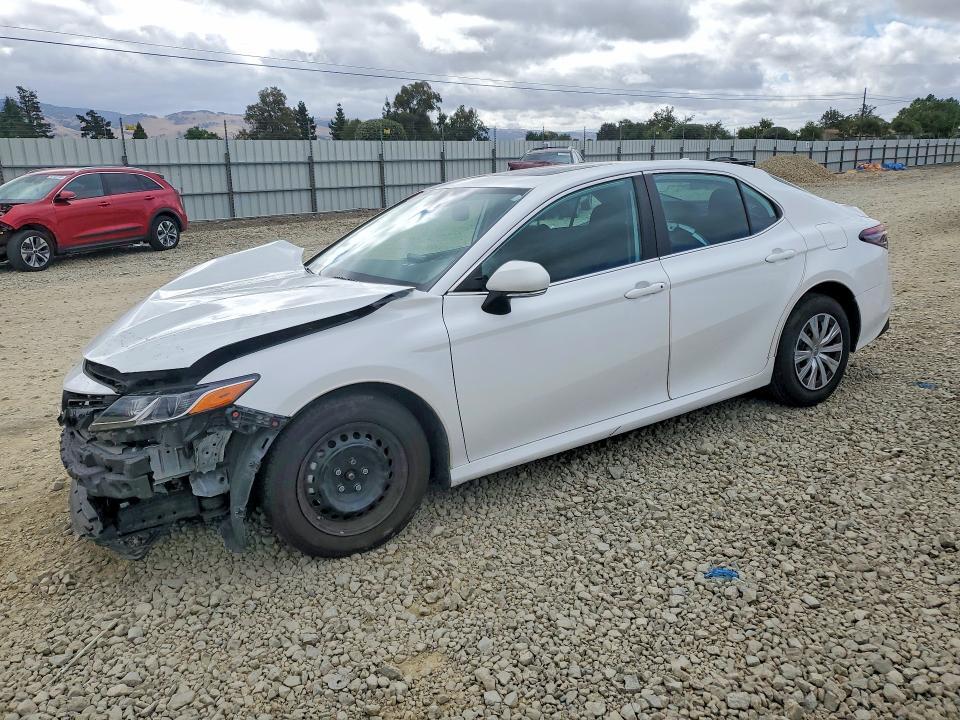 4T1H31AK3NU576516 2022 TOYOTA CAMRY photo no. 1