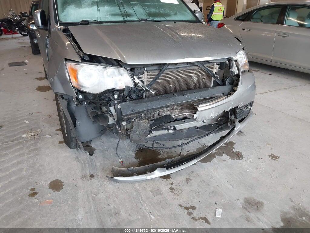 2C4RC1BG0GR287077 2016 CHRYSLER TOWN & COUNTRY photo no. 6