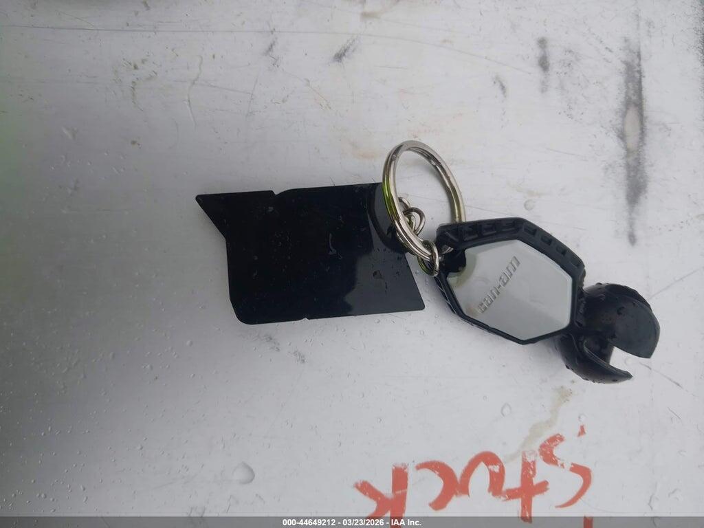 3JBVXAV26SE000678 2025 CAN-AM MAVERICK X3 photo no. 11