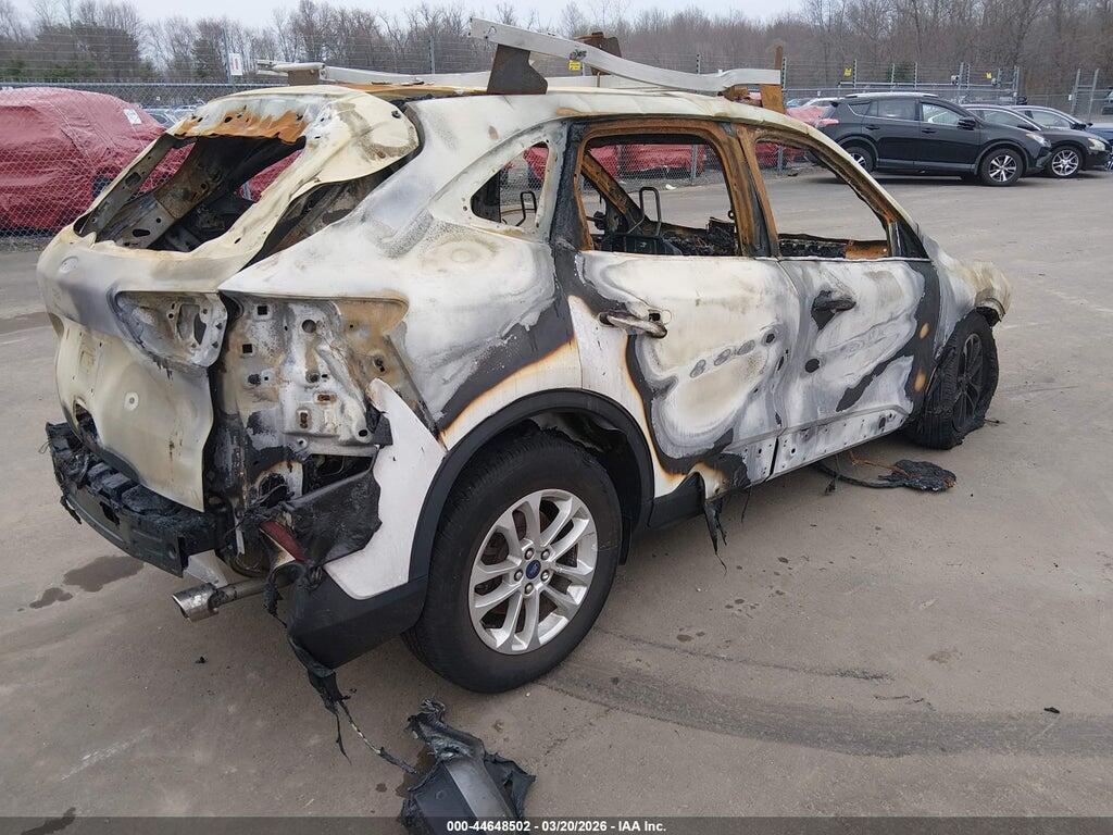 1FMCU9G62NUA66979 2022 FORD ESCAPE photo no. 4