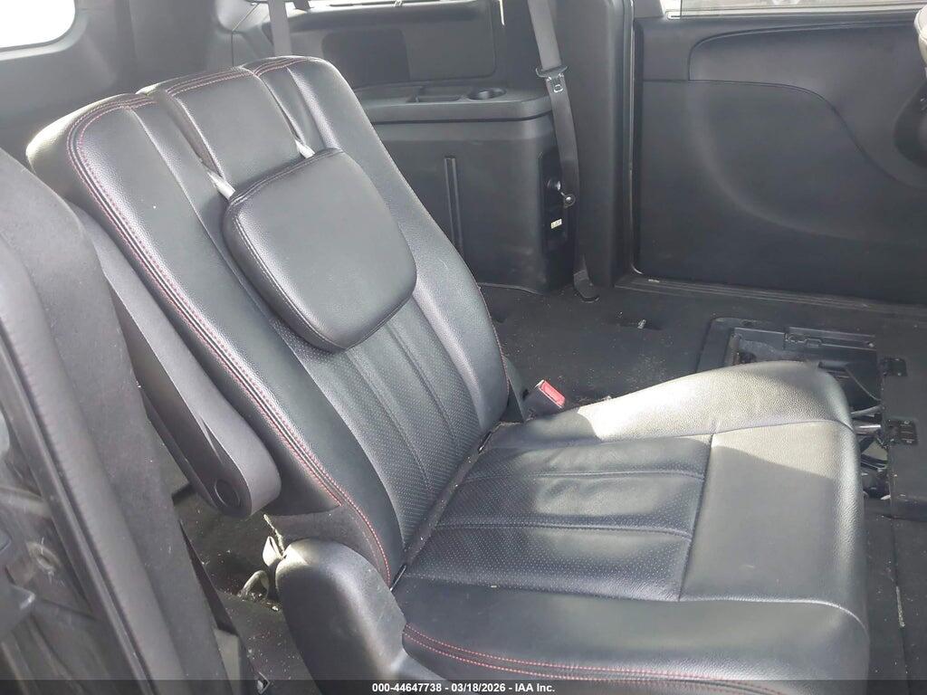 2C4RDGEG5HR715562 2017 DODGE GRAND CARAVAN photo no. 8