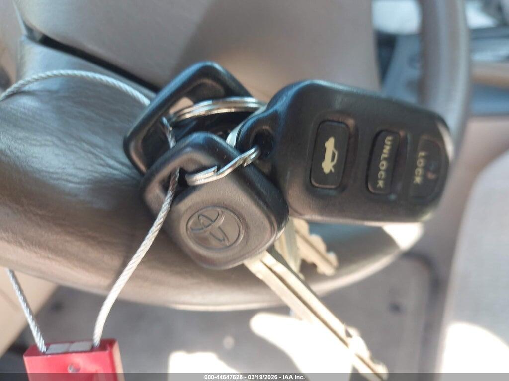 4T1BE32K52U007186 2002 TOYOTA CAMRY photo no. 11