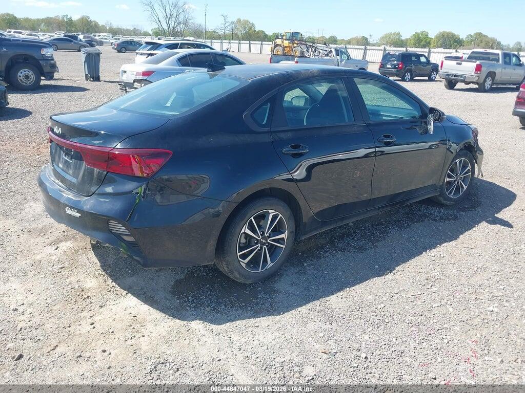 3KPF24ADXRE797083 2024 KIA FORTE photo no. 4