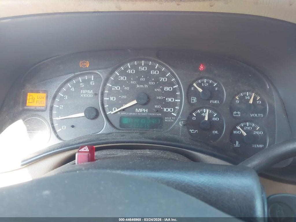 2GCEK19T421395049 2002 CHEVROLET SILVERADO 1500 photo no. 7