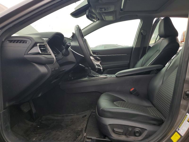 2022 TOYOTA CAMRY HYBRID SE — Фото 7 из 13