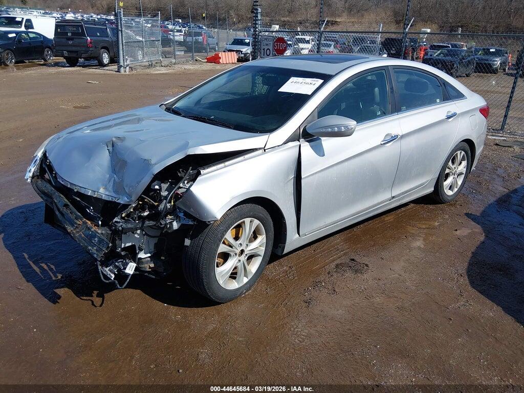 5NPEC4AC6BH076678 2011 HYUNDAI SONATA photo no. 2