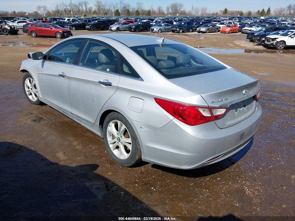 5NPEC4AC6BH076678 2011 HYUNDAI SONATA photo no. 3