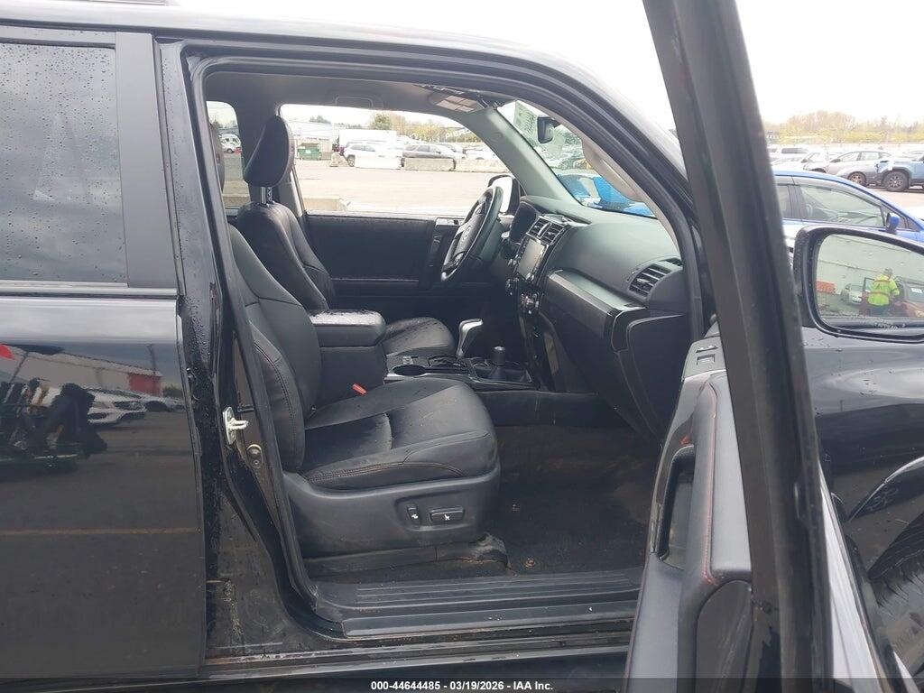 JTERU5JR5P6207010 2023 TOYOTA 4RUNNER photo no. 5