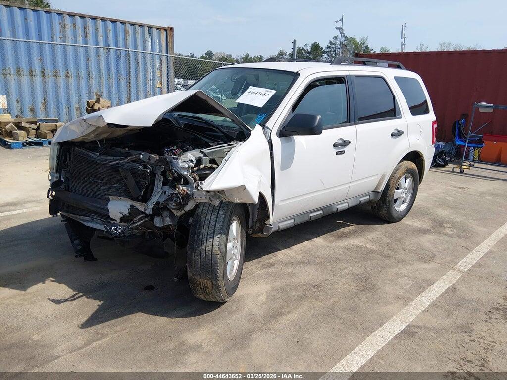 1FMCU0D79BKB36297 2011 FORD ESCAPE photo no. 2