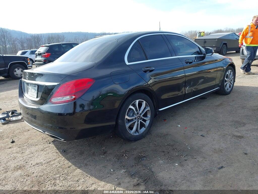 WDDWF4JB6JR401748 2018 MERCEDES-BENZ C 300 photo no. 4