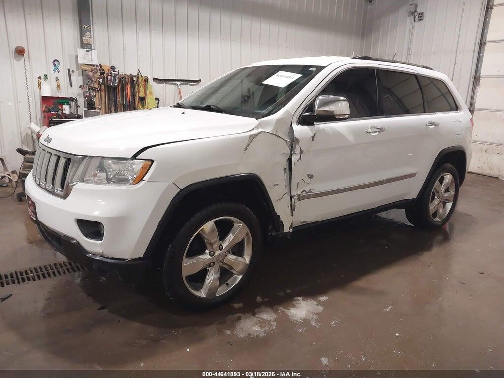 1C4RJFCT3DC519674 2013 JEEP GRAND CHEROKEE photo no. 2