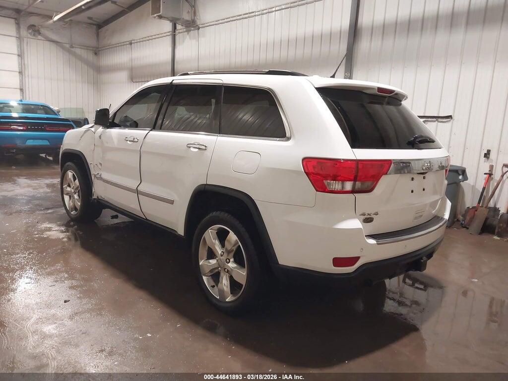 1C4RJFCT3DC519674 2013 JEEP GRAND CHEROKEE photo no. 3