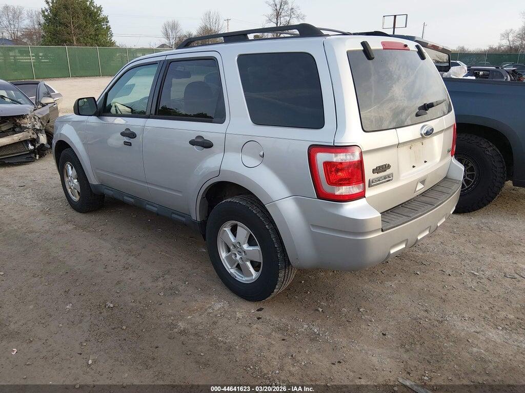 1FMCU0DG6BKB22714 2011 FORD ESCAPE photo no. 3
