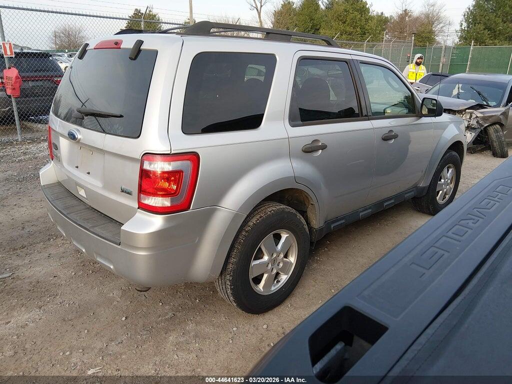 1FMCU0DG6BKB22714 2011 FORD ESCAPE photo no. 4