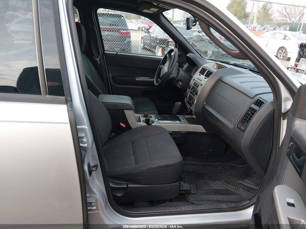 1FMCU0DG6BKB22714 2011 FORD ESCAPE photo no. 5