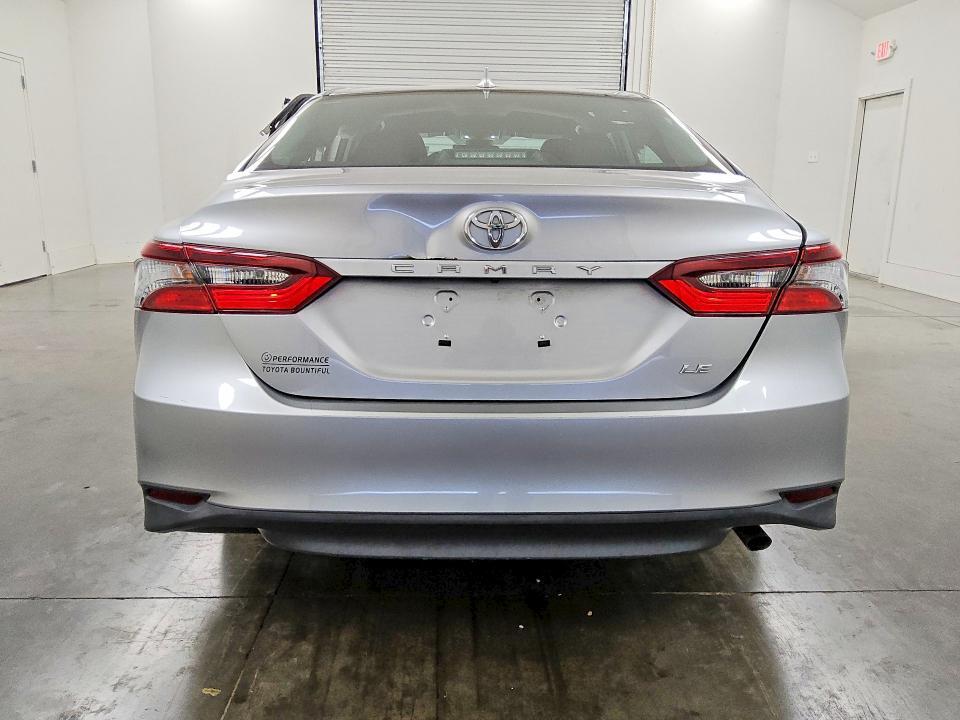 4T1C11AK7NU651377 2022 TOYOTA CAMRY photo no. 6