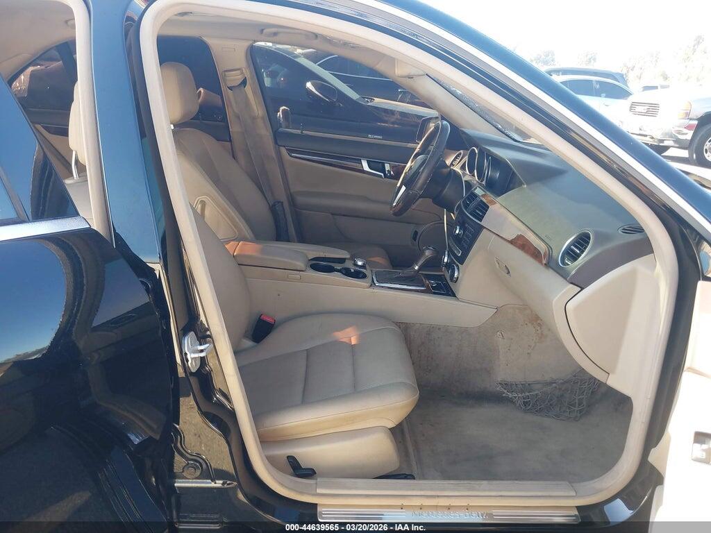 WDDGF4HB3CA719483 2012 MERCEDES-BENZ C 250 photo no. 5