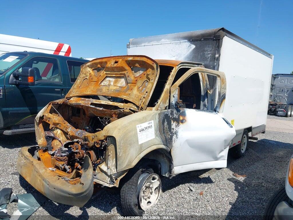 1GDY7RFP6M1304534 2021 GMC SAVANA CUTAWAY photo no. 2