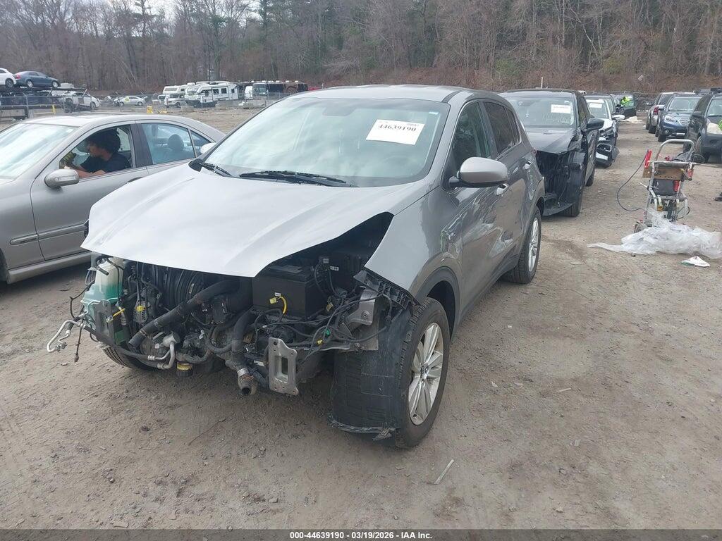 KNDPMCACXJ7312140 2018 KIA SPORTAGE photo no. 2