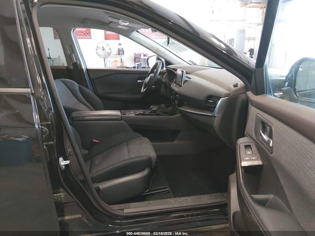 5N1AT3BA5MC794349 2021 NISSAN ROGUE photo no. 5