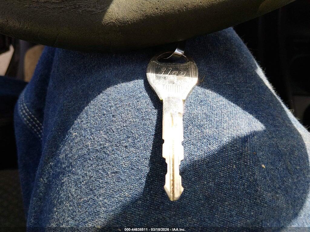 3N1BC1CP1BL411561 2011 NISSAN VERSA photo no. 11