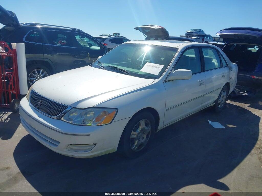 4T1BF28B1YU007547 2000 TOYOTA AVALON photo no. 2