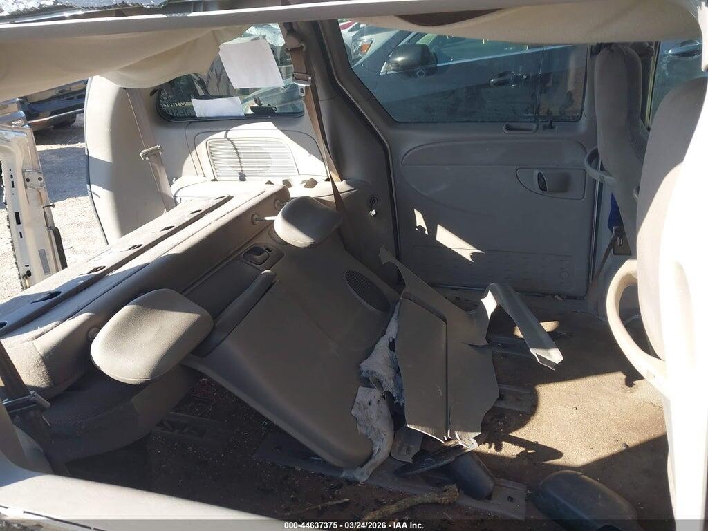 1D4GP25303B101706 2003 DODGE CARAVAN photo no. 8