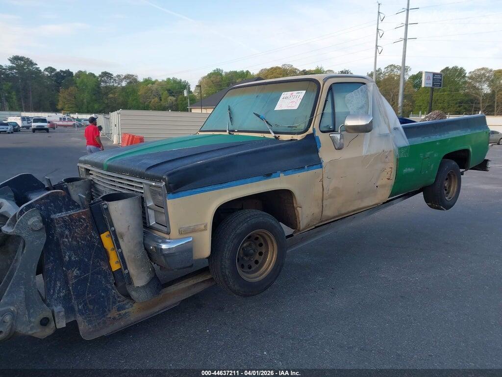 1GCCC14HXDF371325 1983 CHEVROLET C10 photo no. 2
