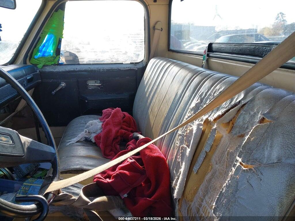 1GCCC14HXDF371325 1983 CHEVROLET C10 photo no. 8