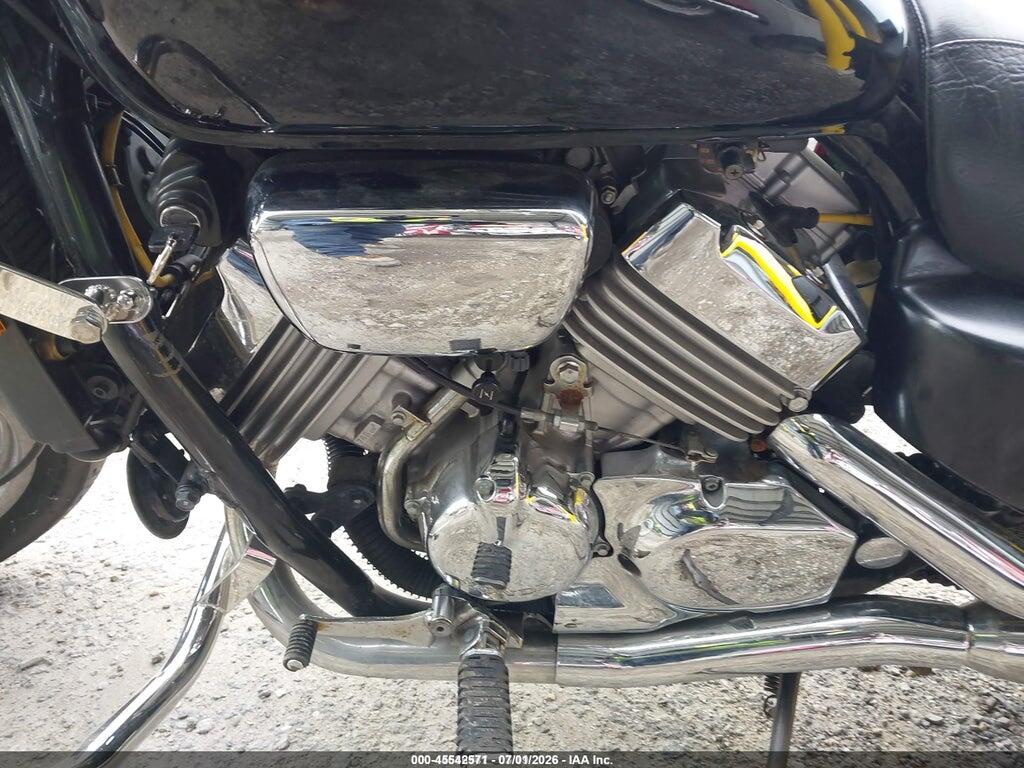 JH2RC433XVM201536 1997 HONDA VF750 photo no. 9