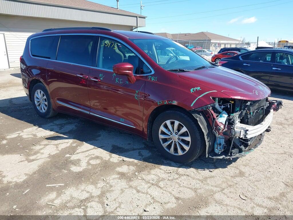 2C4RC1BG4HR667847 2017 CHRYSLER PACIFICA photo no. 1