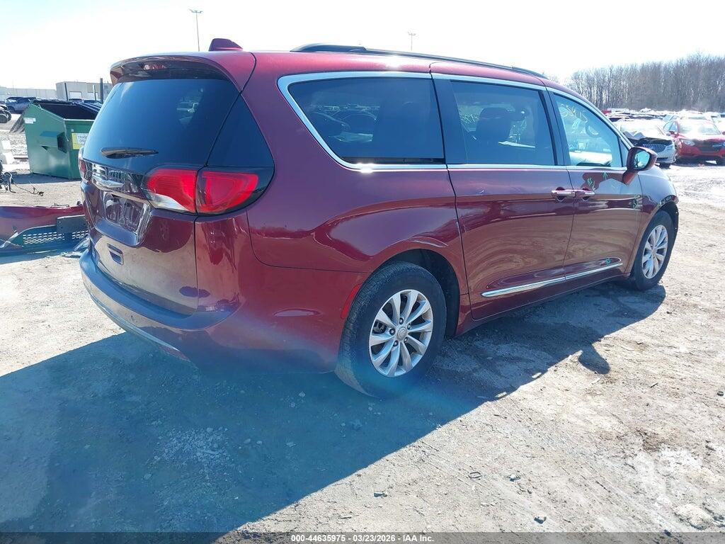 2C4RC1BG4HR667847 2017 CHRYSLER PACIFICA photo no. 4