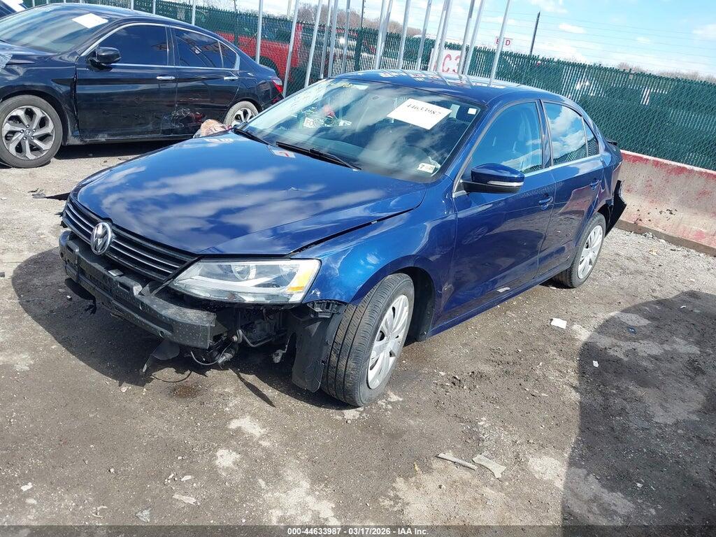 3VWDP7AJ7DM409366 2013 VOLKSWAGEN JETTA photo no. 2