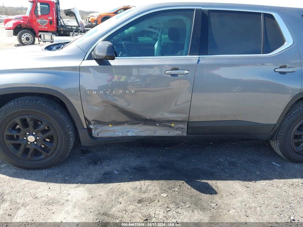 1GNERFKW1KJ211812 2019 CHEVROLET TRAVERSE photo no. 6
