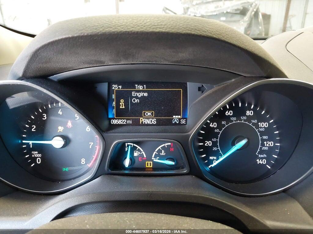 1FMCU0GD6HUE92012 2017 FORD ESCAPE photo no. 7