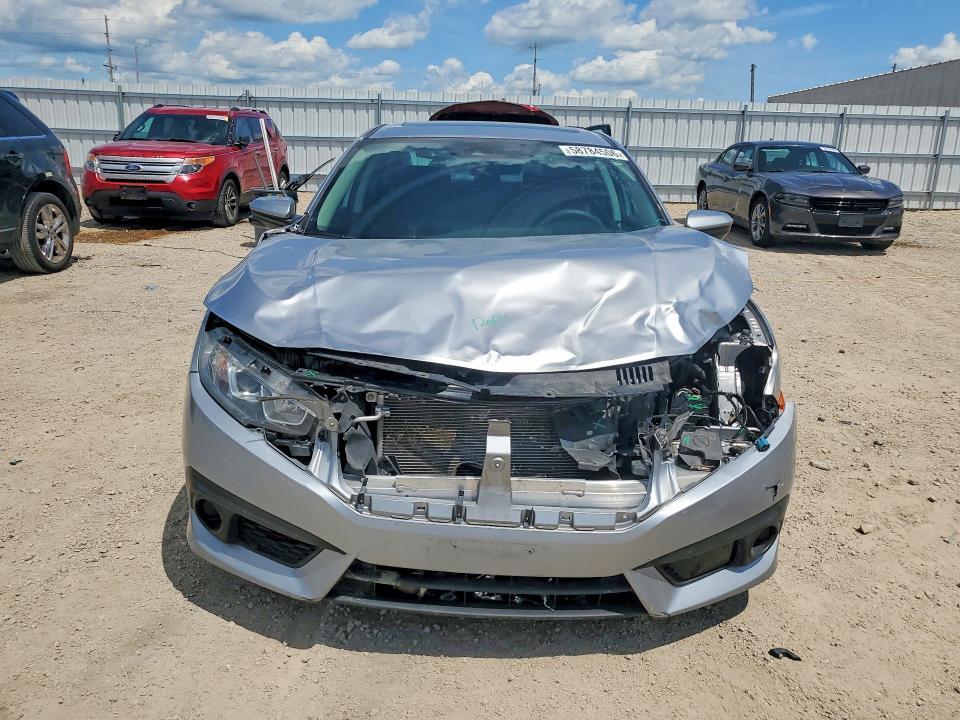 19XFC2F8XJE034806 2018 HONDA CIVIC photo no. 5