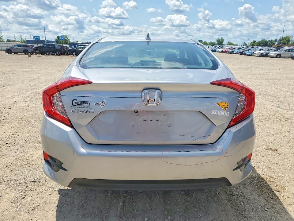19XFC2F8XJE034806 2018 HONDA CIVIC photo no. 6