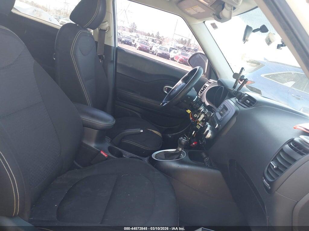KNDJP3A52E7034709 2014 KIA SOUL photo no. 5