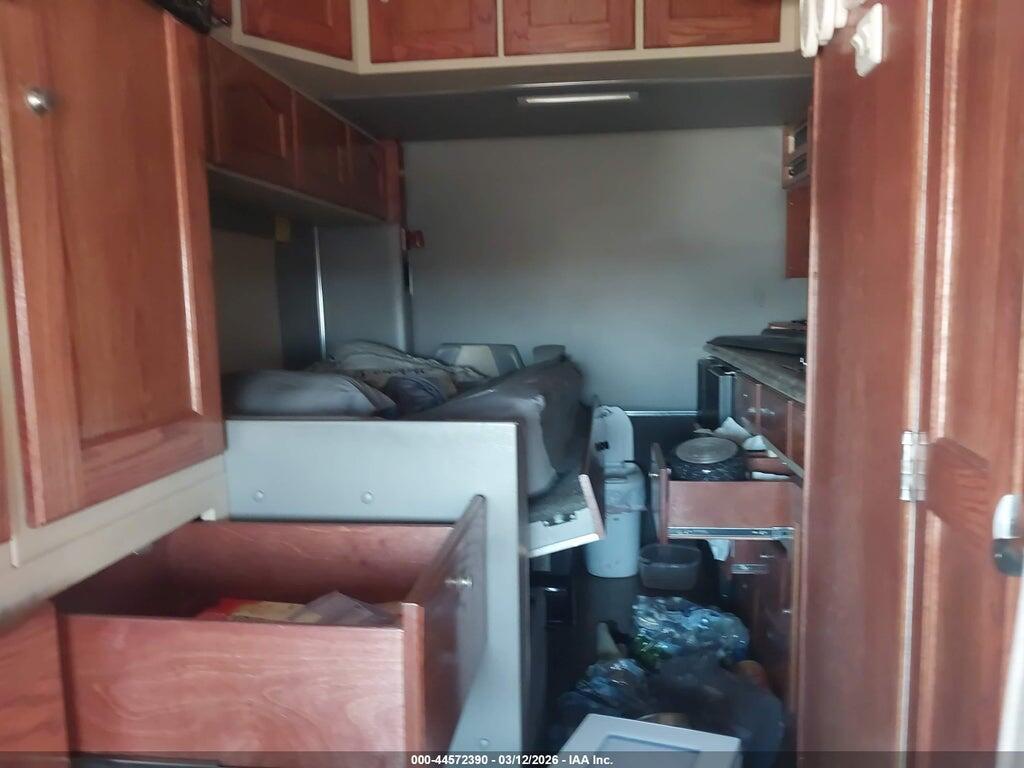 1FVAGADV7FLGE1040 2015 FREIGHTLINER CASCADIA 113 photo no. 7