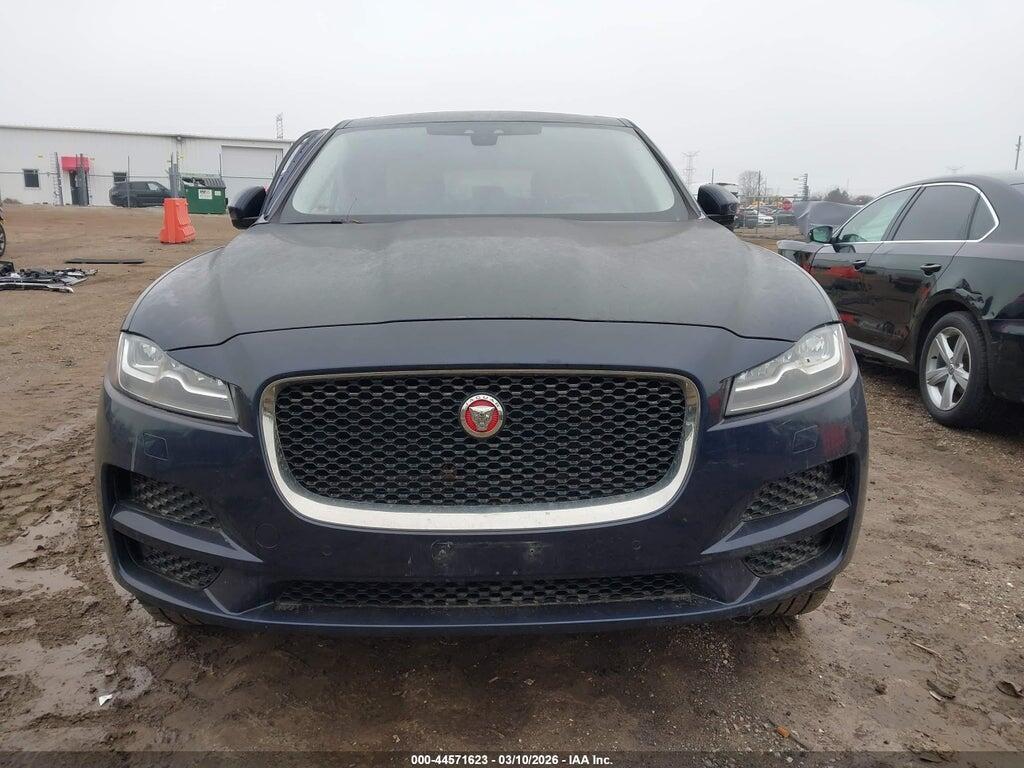 SADCK2BV6HA899145 2017 JAGUAR F-PACE photo no. 11