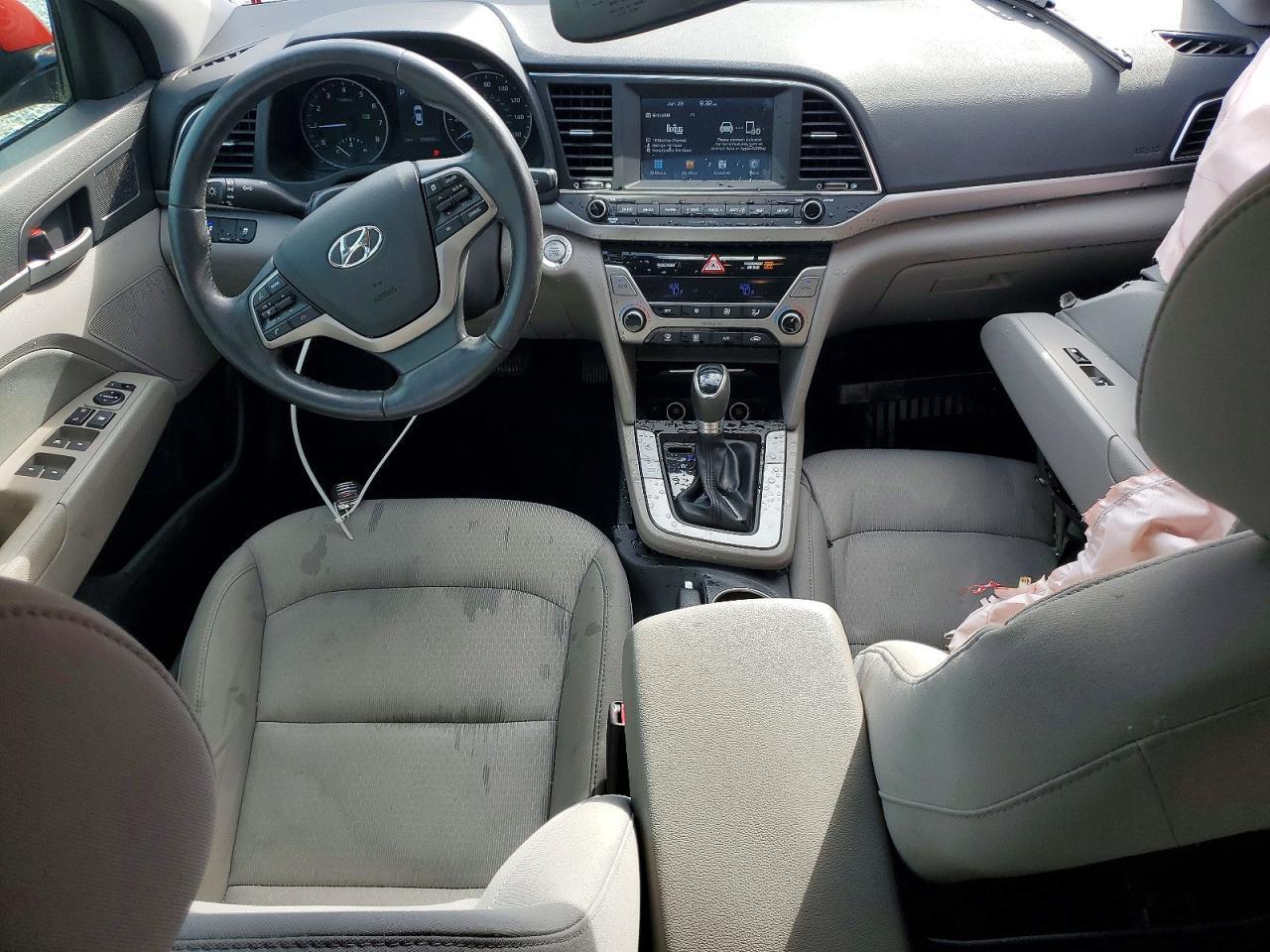 2018 HYUNDAI ELANTRA VALUE EDITION — Фото 8 из 12