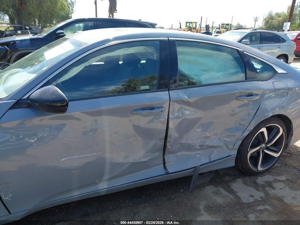 1HGCV3F29NA025622 2022 HONDA ACCORD HYBRID photo no. 6