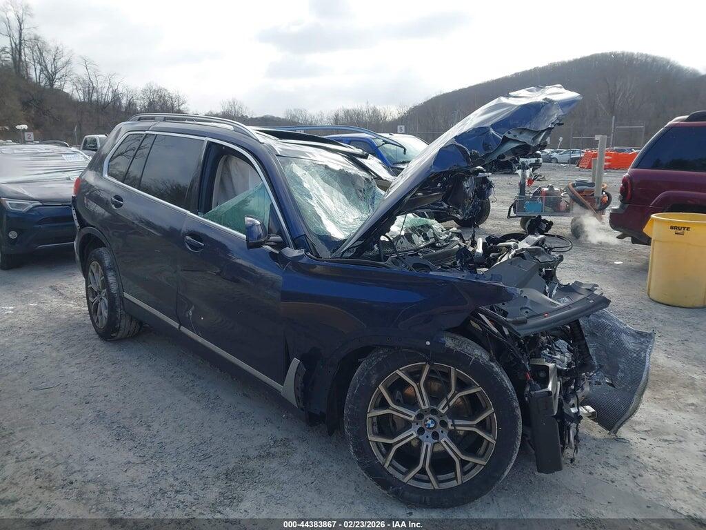 5UXCW2C09N9K30110 2022 BMW X7 photo no. 1