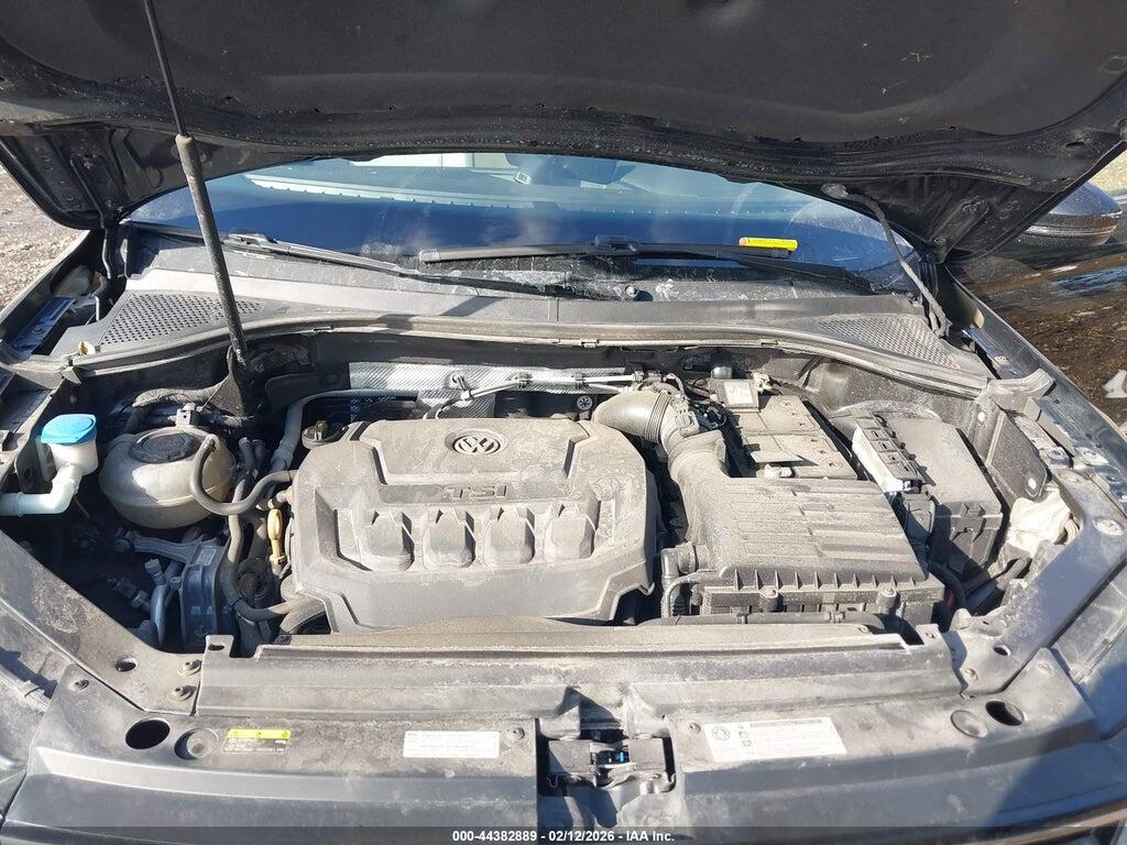 3VV3B7AX9JM079759 2018 VOLKSWAGEN TIGUAN photo no. 10