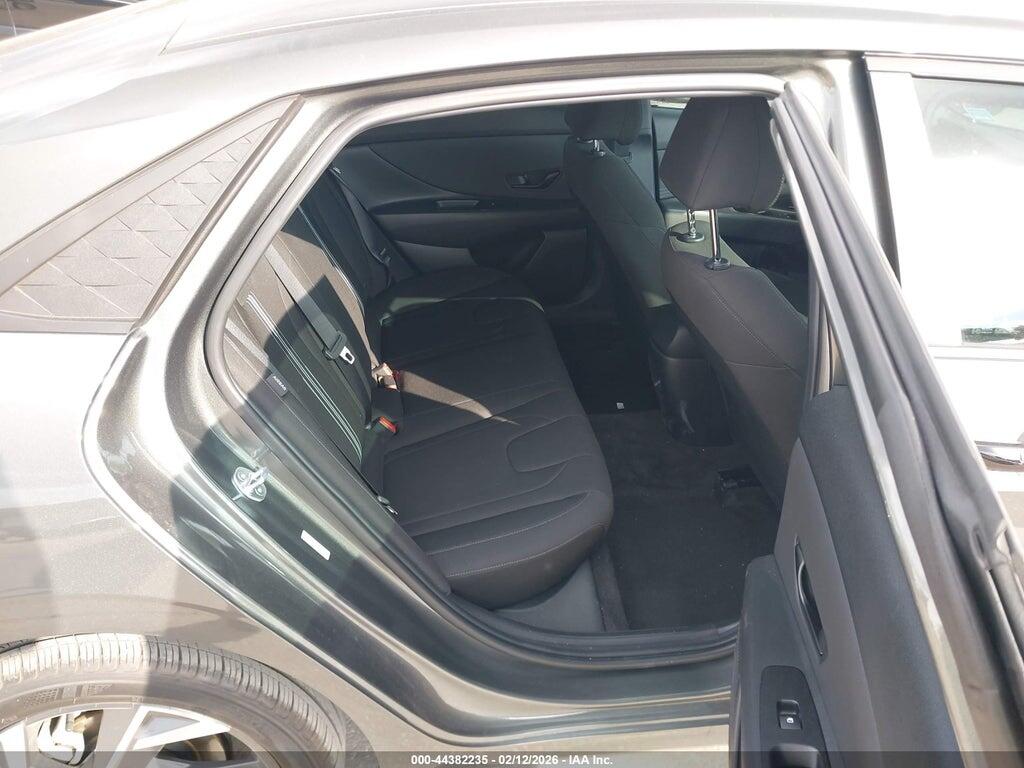 KMHLM4DG7SU904564 2025 HYUNDAI ELANTRA photo no. 8