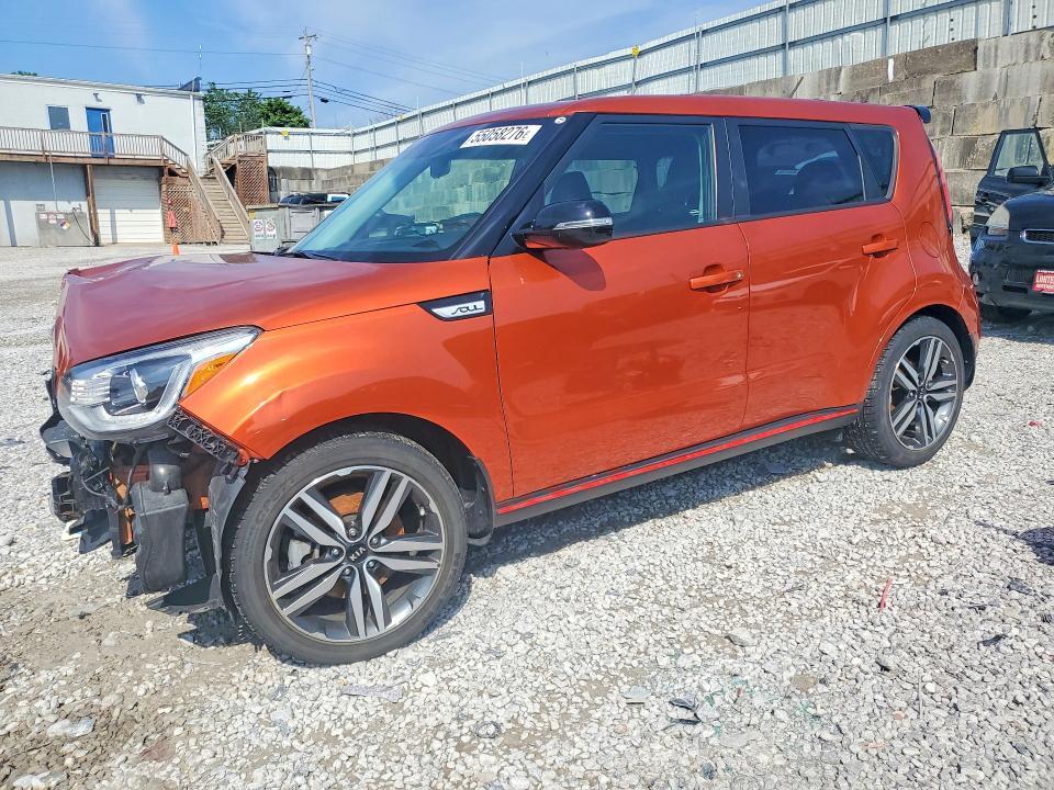 KNDJX3AA4J7586106 2018 KIA SOUL photo no. 1
